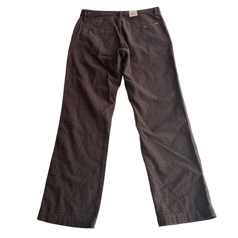 Levis levi brown